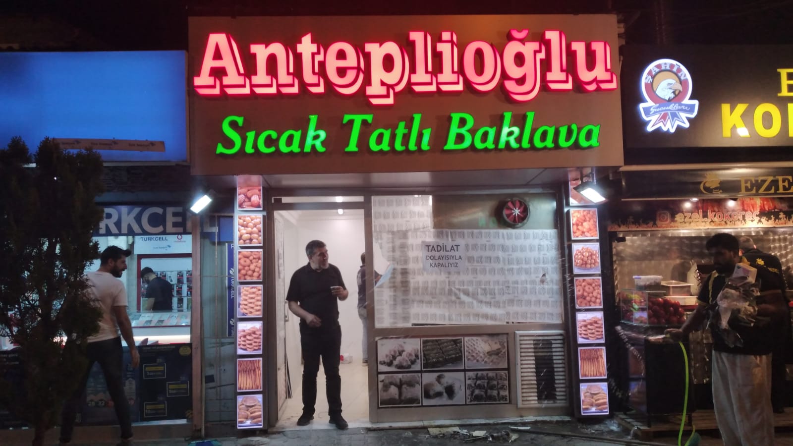Anteplioğlu Sıcak Tatlı Baklava